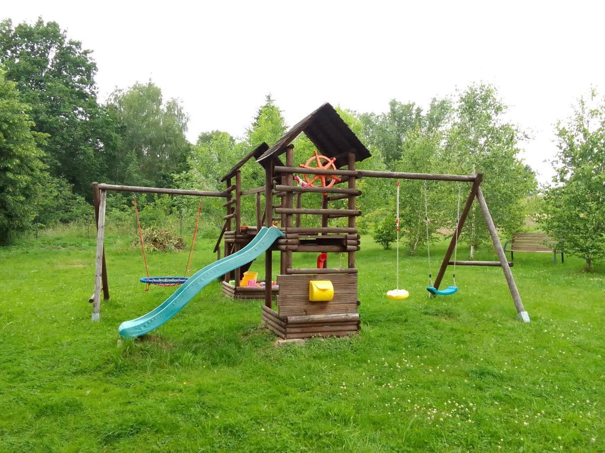 Szalas W Gorach Izerskich, Blisko Swieradow Zdroj I Zamek Czocha, Agroturystyka, Ogrzewanie, Klimatyzacja , Plac Zabaw, Ognisko Z Rusztem I Kijkami, Zywe Zwierzeta, Latem Basen Mirsk 外观 照片