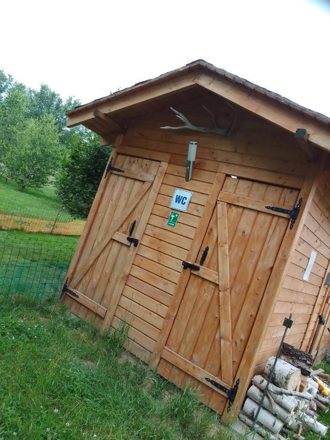 Szalas W Gorach Izerskich, Blisko Swieradow Zdroj I Zamek Czocha, Agroturystyka, Ogrzewanie, Klimatyzacja , Plac Zabaw, Ognisko Z Rusztem I Kijkami, Zywe Zwierzeta, Latem Basen Mirsk 外观 照片